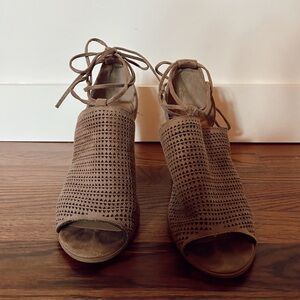 Soda taupe wrap around ankle mesh suede open toe heels size 7